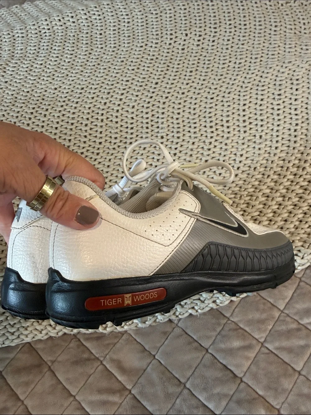 Nike tiger woods gold cleats 4y - White, Gray and Black